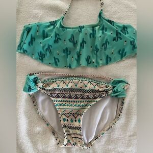 Girls size 8 Malibu Design Group turquoise/beige color Southwest design bikini
